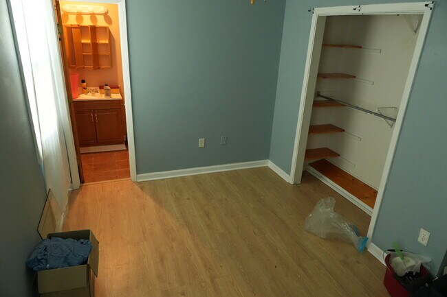 Building Photo - 8445 Jefferson Hwy