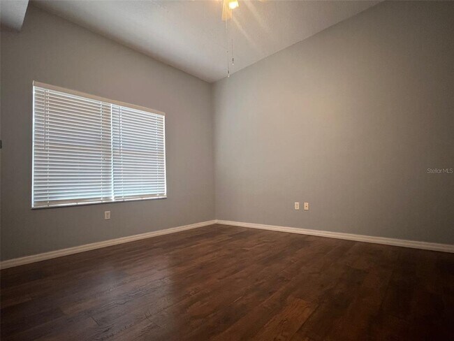 Building Photo - 642 Wells Ct