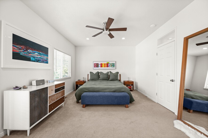 Building Photo - 2326 E Sky Pines Ct