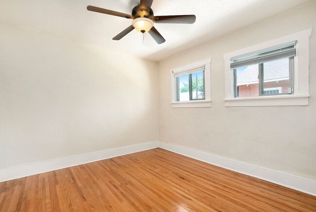 Building Photo - Charming 4Bed/2Bath Bungalow in Highlands