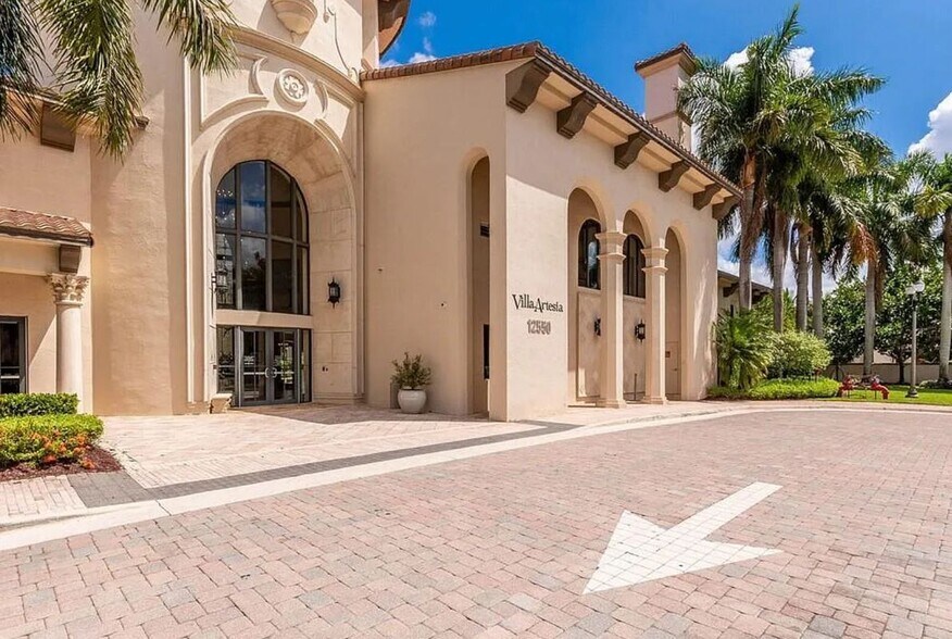 Building Photo - 2925 NW 126th Ave