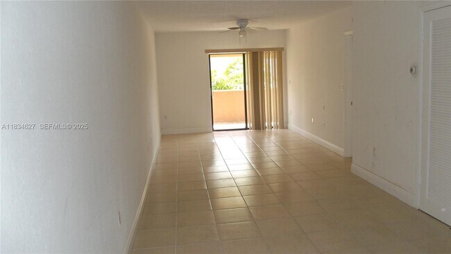 Building Photo - 3582 NE 171 St