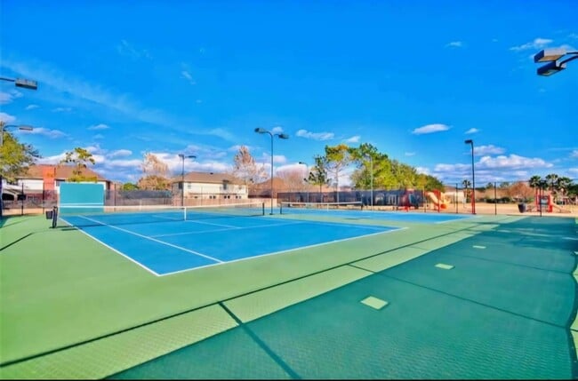 Building Photo - 3214 E Cedar Hollow Dr