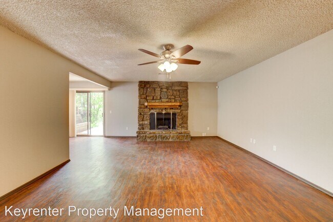 Building Photo - 3 br, 2 bath House - 8710 N 121st E Ave