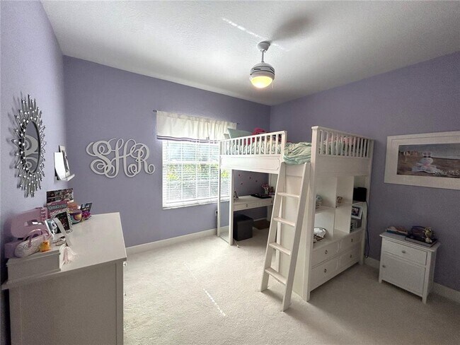 Building Photo - 12109 Clubhouse Dr