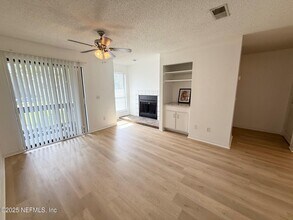 Building Photo - 10200 Belle Rive Blvd