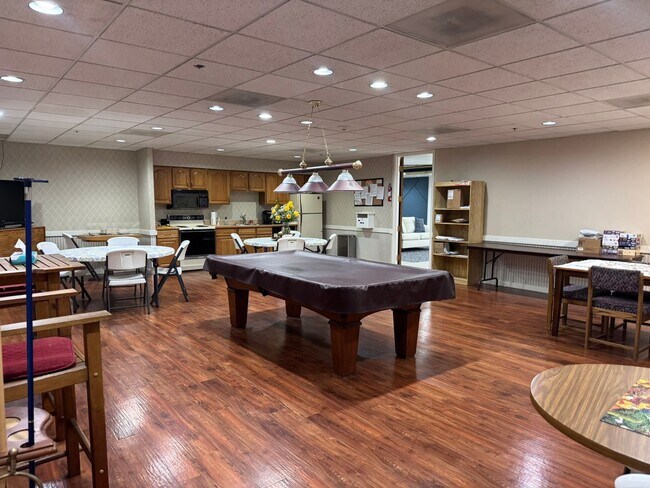 Building Photo - Horizon Towers 2Bed 2Bath Condo!!!