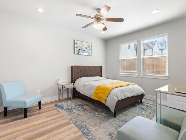 Building Photo - 9009 Lonestar River Ln