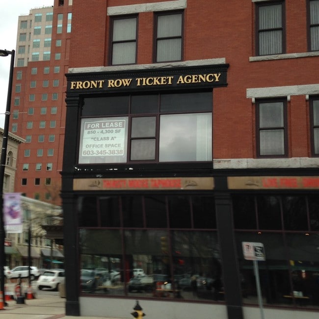 Building Photo - Pembroke Apartments