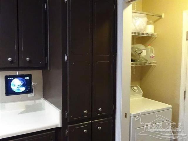 Building Photo - 2060 Cambridge Cir