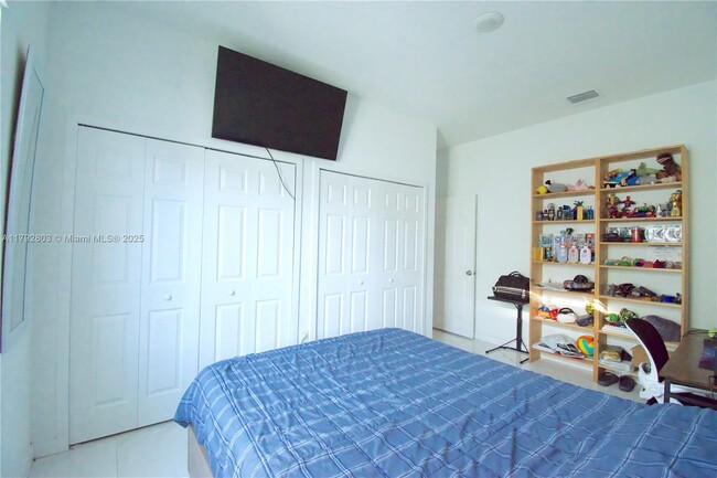 Building Photo - 2075 NW 75th St