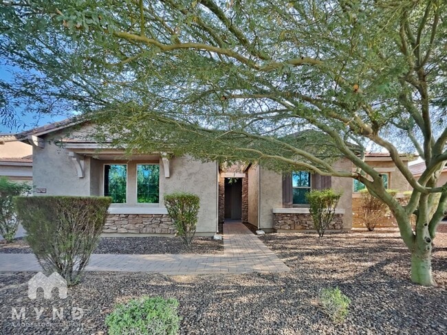 Building Photo - 3690 E Alfalfa Dr