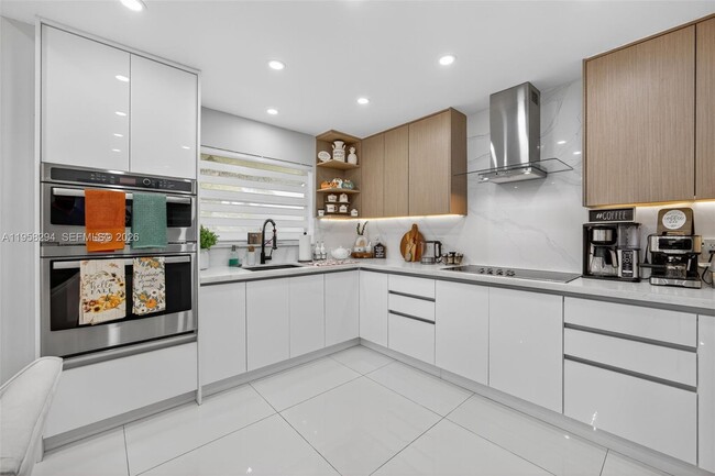 Building Photo - 25796 SW 123rd Ave