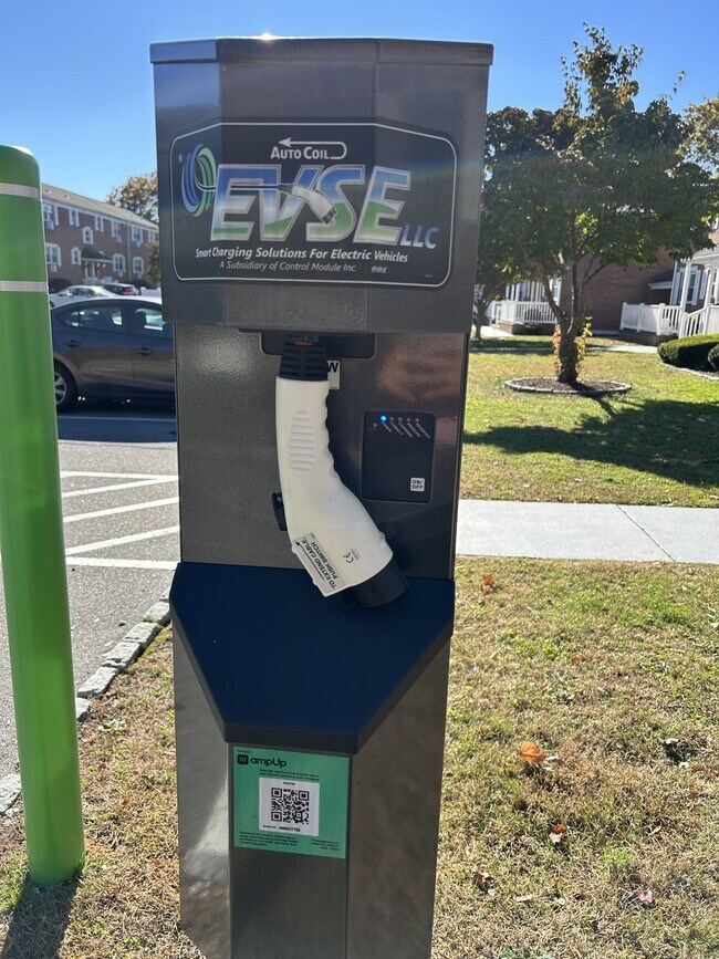 Building Photo - 57 Salmon Brook Dr