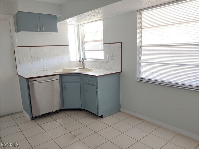 Building Photo - 134 Connecticut Ave