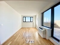 Building Photo - 409 Eastern Pkwy