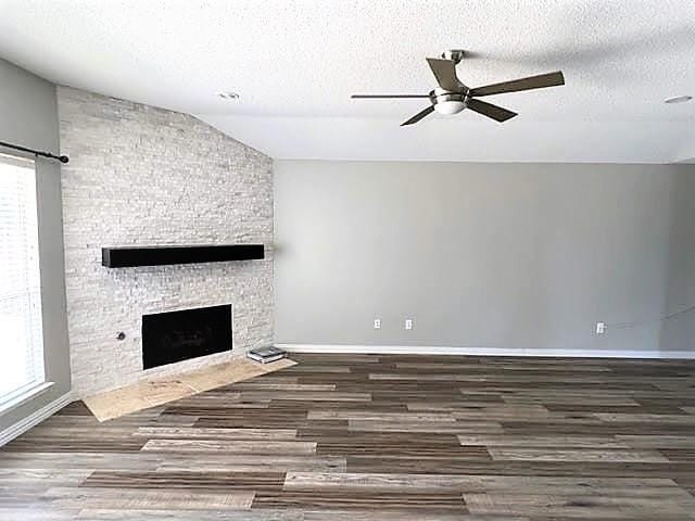 Building Photo - 612 Comanche Trail