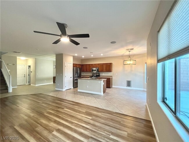 Building Photo - 10658 Little Horse Creek Ave