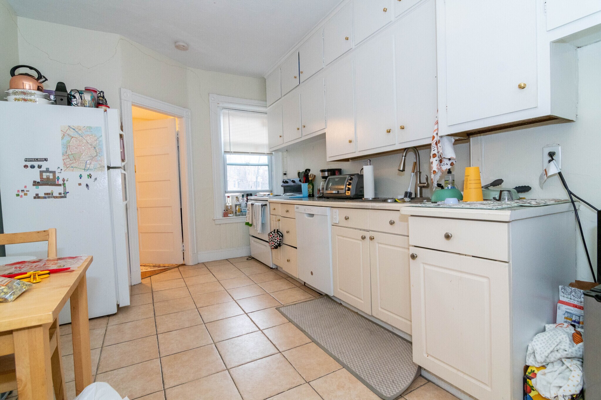 Building Photo - 1232 Beacon St