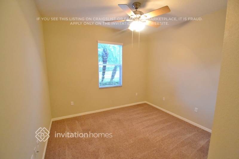 Building Photo - 6870 Lake Eaglebrooke Dr