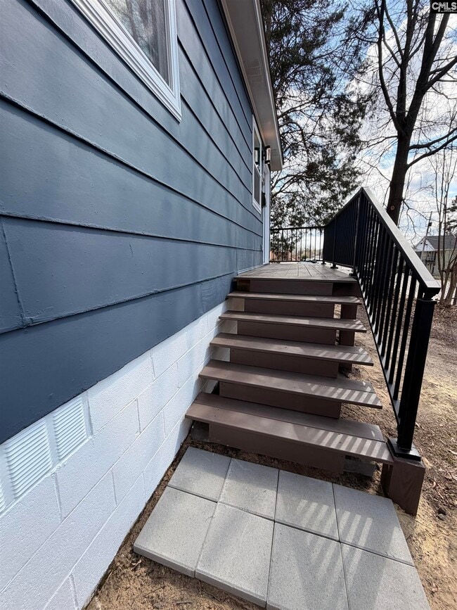 Building Photo - 1324 Lyon St