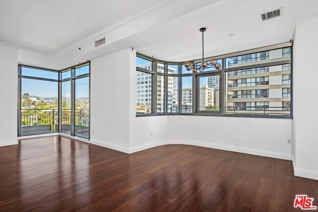 Building Photo - 10800 Wilshire Blvd
