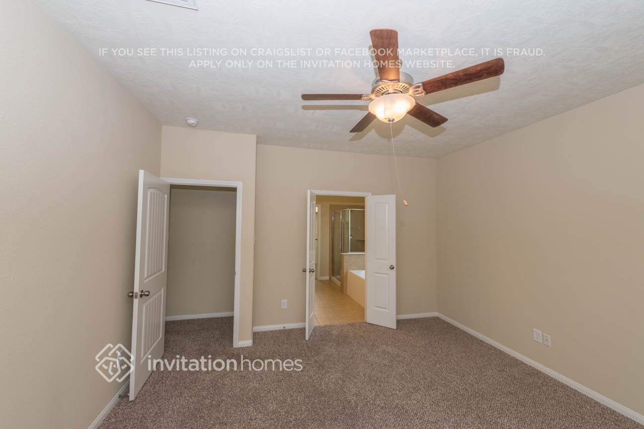 Building Photo - 30706 Basil Trace Dr