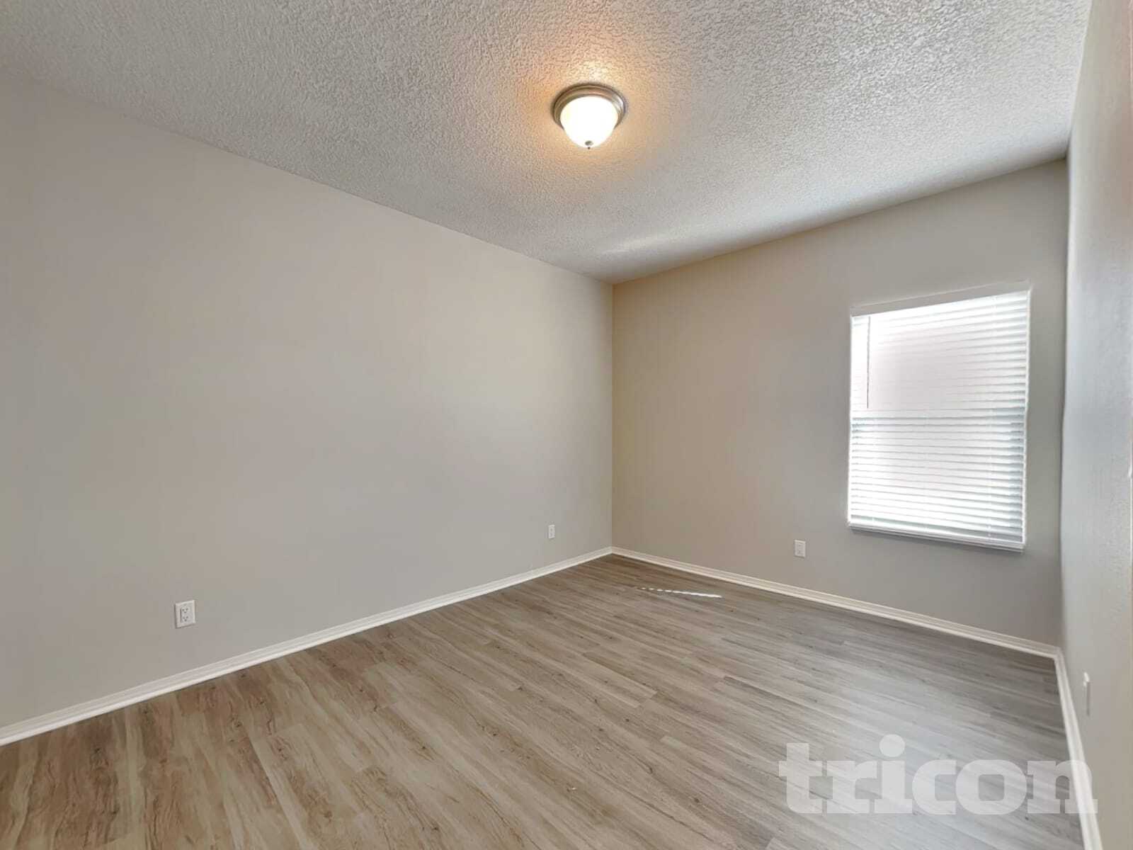 Building Photo - 7033 Mountain Hawk Loop NE