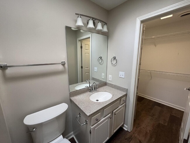 Building Photo - Calabash Comfort