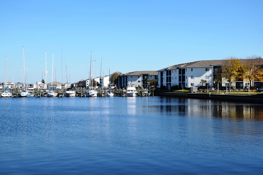 Anchorage Apartments - 1850 Harbor Dr Slidell LA 70458 | Apartment Finder