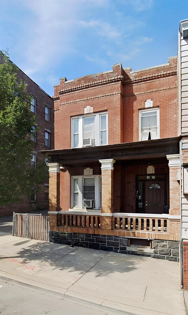 Primary Photo - 3807 John F. Kennedy Blvd