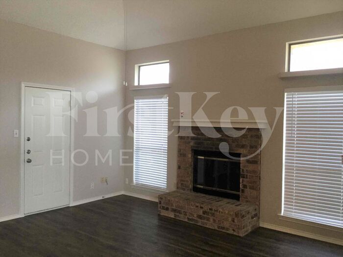 Building Photo - 6800 Running Creek Dr