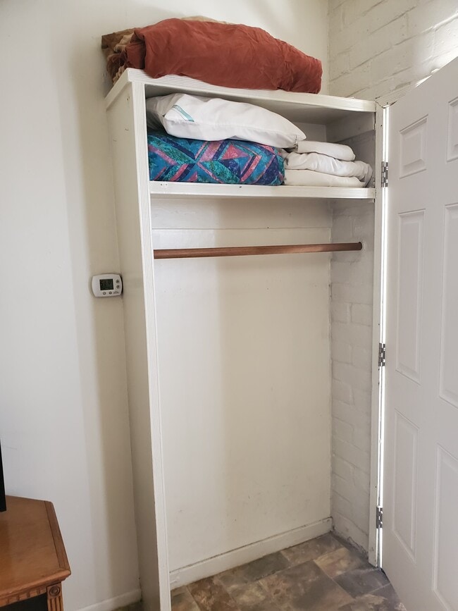 Building Photo - 131 Crowley Lake Dr