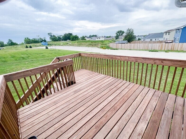 Building Photo - 2905 Brockway Dr