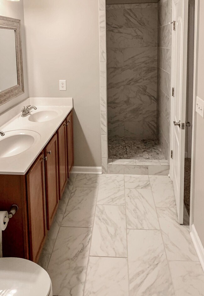 Building Photo - 1311 Brighton Ave