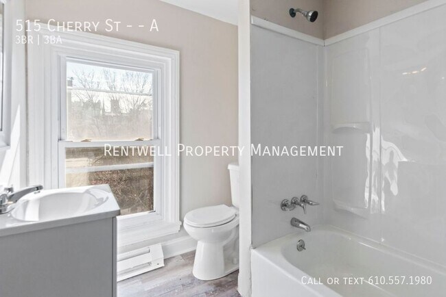 Building Photo - 515 Cherry St