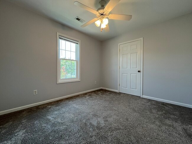 Building Photo - 4485 Easywater Ln