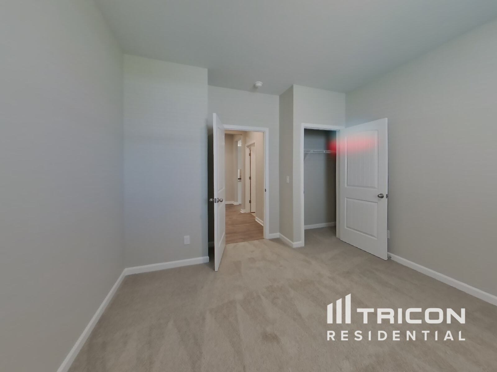 Building Photo - 2028 Tate Farm Ln