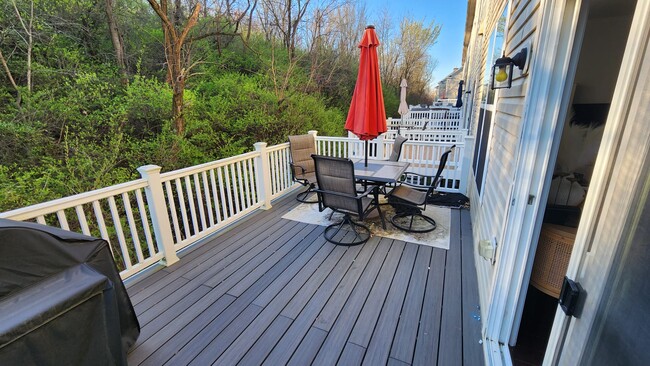 Building Photo - 12713 Rustic Rock Ln