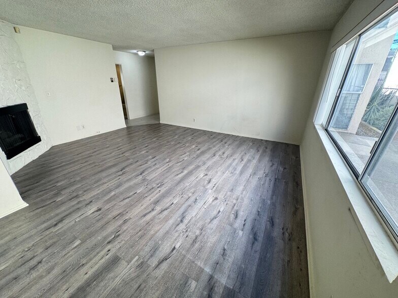 Building Photo - 1825 Glendon Ave