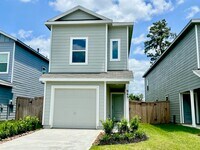 Building Photo - 945 Pertuso Ln