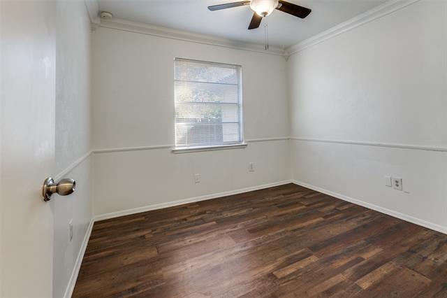 Building Photo - 641 Cambridge Dr