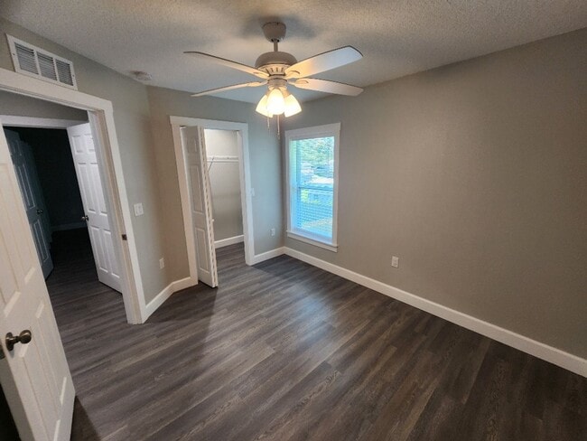 Building Photo - Brand New 2 Story Edgewater Duplex
