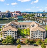 Building Photo - CityView at Riverwalk - Available January 2026! Gorgeous UNFURNISHED 2 bed/w 2 bath (both ensuite...