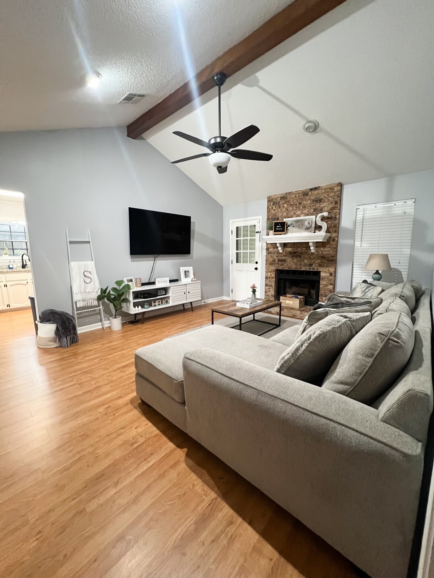 Building Photo - 200 Turtle Creek Dr