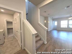 Building Photo - 7915 Needle Crk