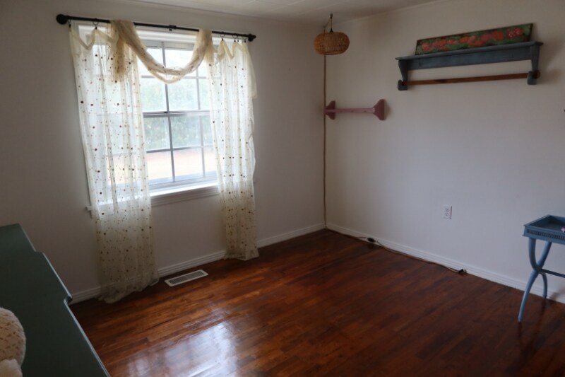 Building Photo - 711 N Hubbard St