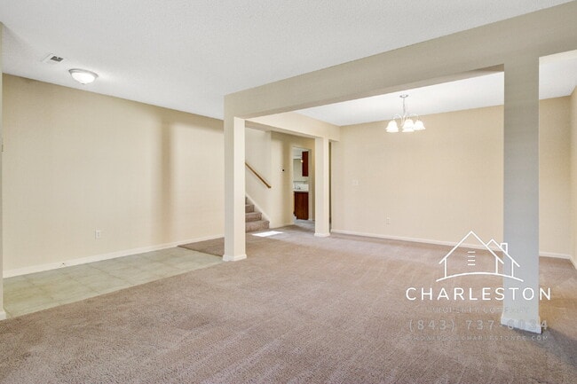 Building Photo - 5135 Ballantine Dr