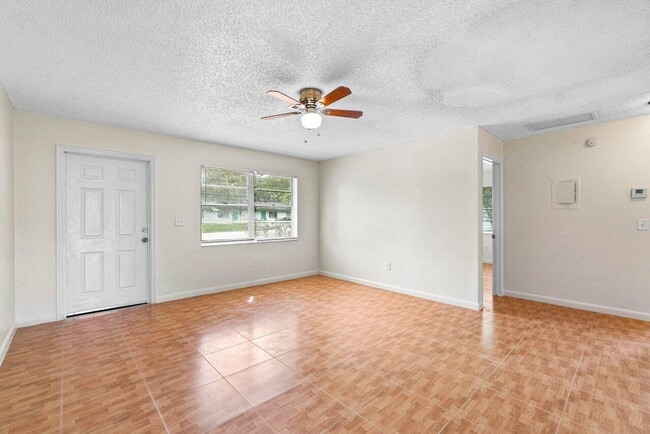 Building Photo - 4787 Gulfstream Rd