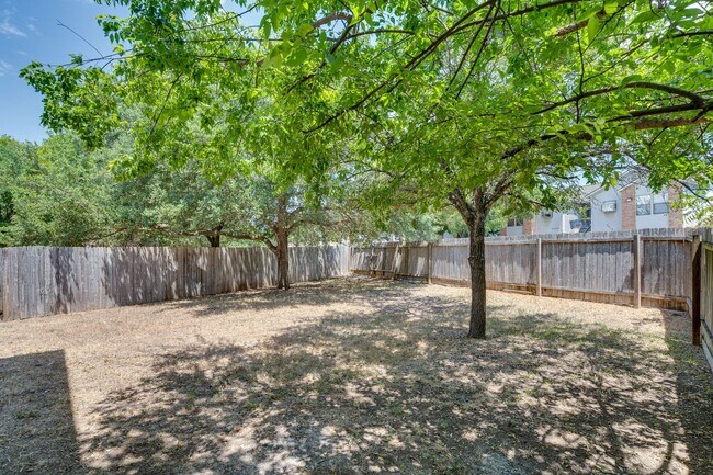 Building Photo - Riddle Oaks Duplex - Slaughter / Manchaca ...